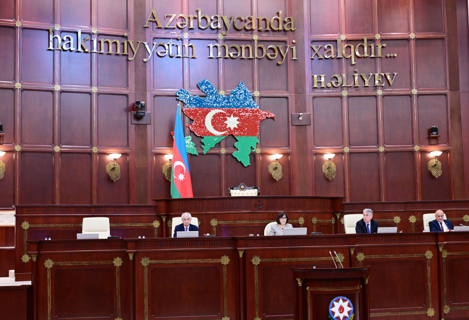 Milli Məclisin plenar iclasında 12 məsələ müzakirə edilib YENİLƏNİB