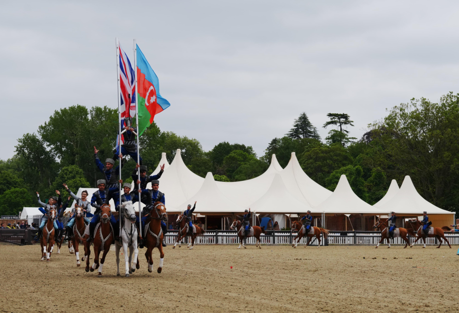 Представители Азербайджана выступили с грандиозным шоу на Королевском Виндзорском конном шоу - 2025