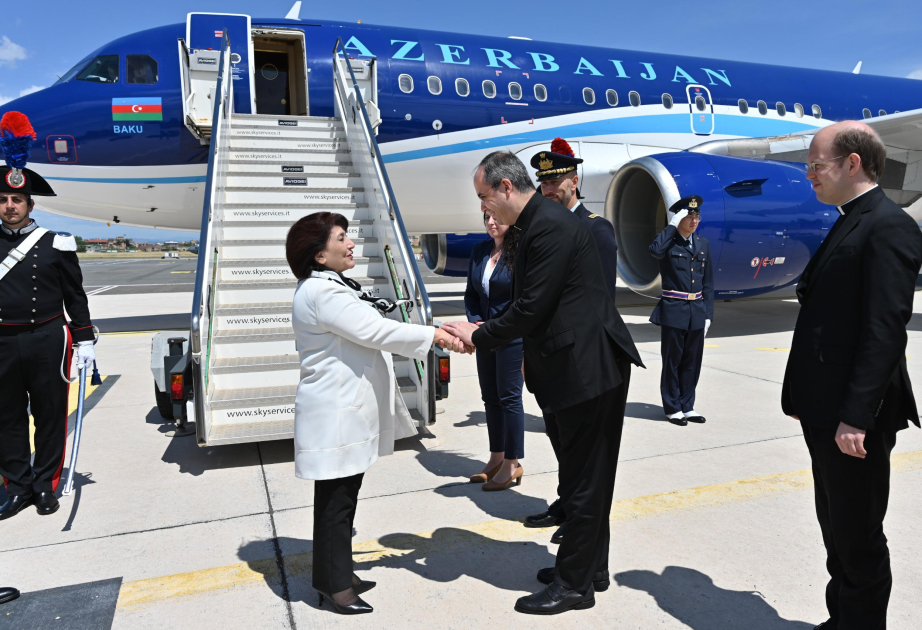 La Presidenta de Milli Majlis visita el Vaticano