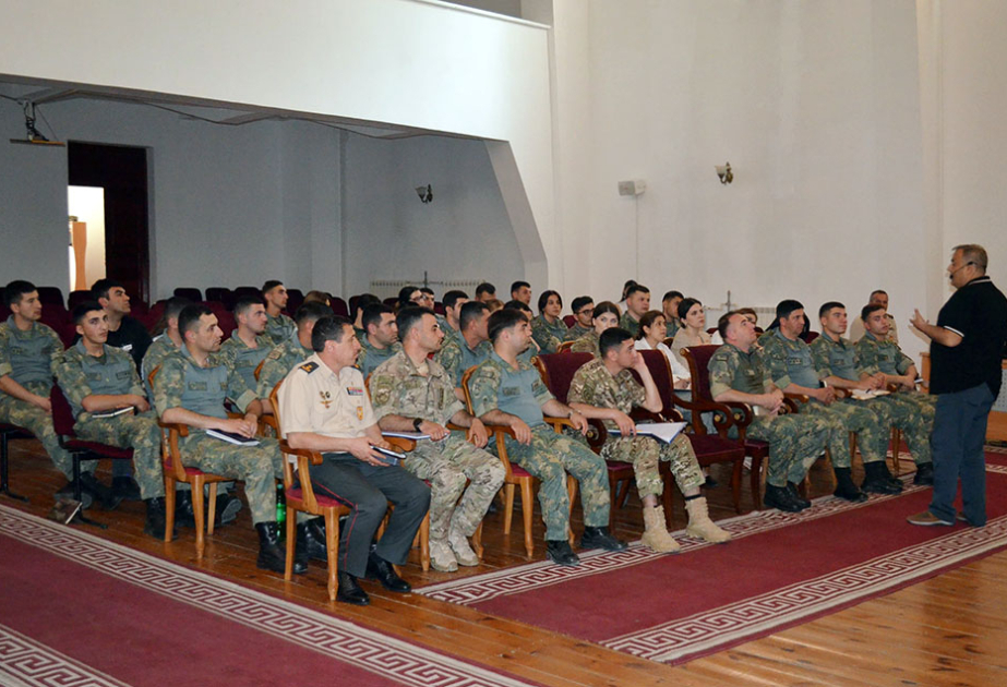 Azərbaycan Ordusunda psixoloqlarla təlim keçirilib