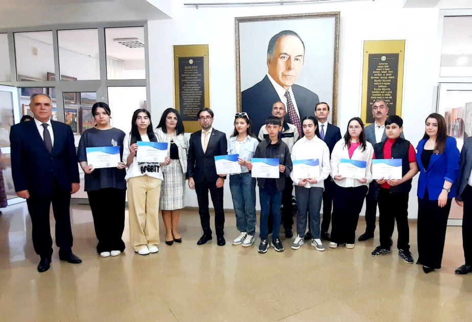 Salyanda “Mirzə Qədim İrəvani – 200” rəsm müsabiqəsinin qalibləri müəyyənləşib
