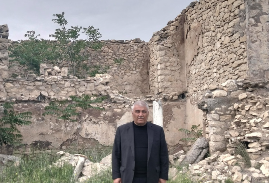 O yerlər çəkir məni...