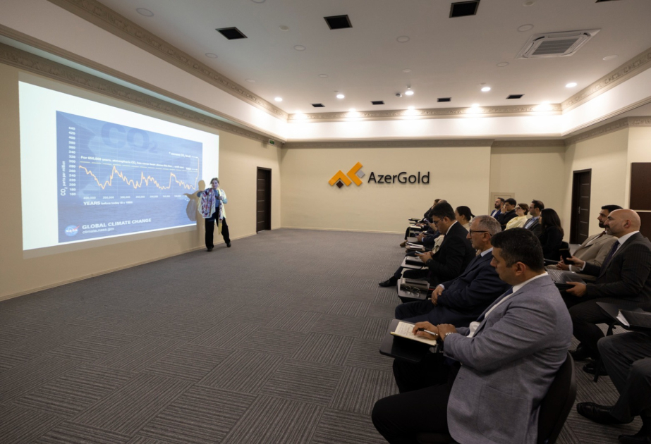 “AzerGold”da “IE Universiteti” tərəfindən dayanıqlı inkişaf mövzusunda təlim keçirilib