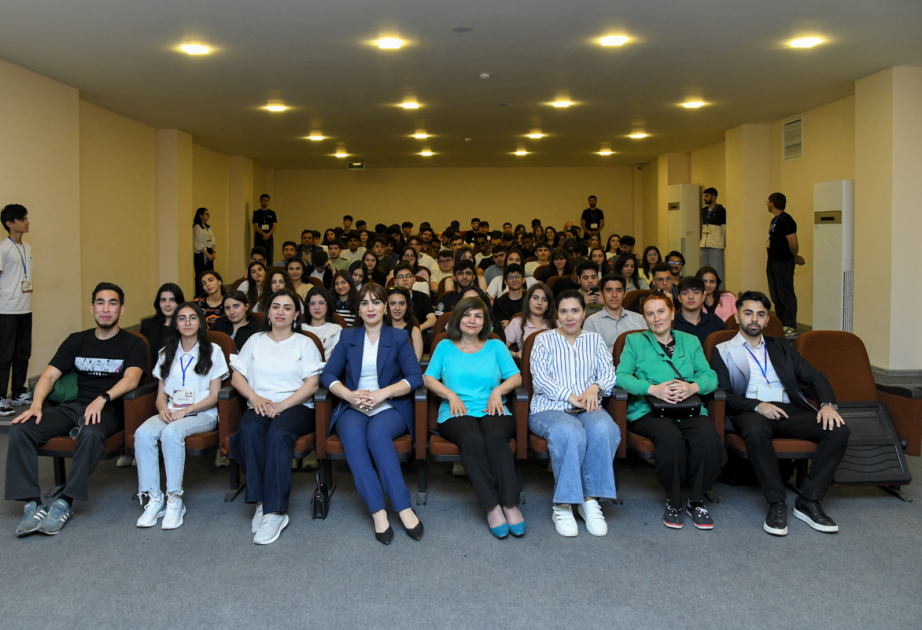 BMU-da əcnəbi tələbələr üçün “Cultural Crossroads” adlı tədbir təşkil olunub