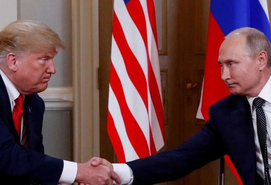 Putin Soçidən Trampla telefon danışığı aparır 