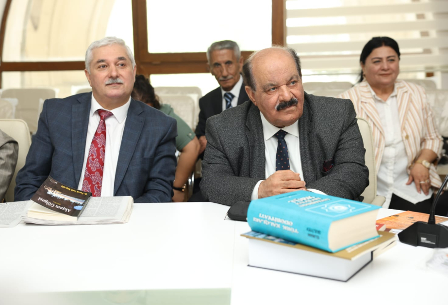 Ədəbiyyat İnstitutunda professor Faruk Faik Köprülü ilə görüş keçirilib
