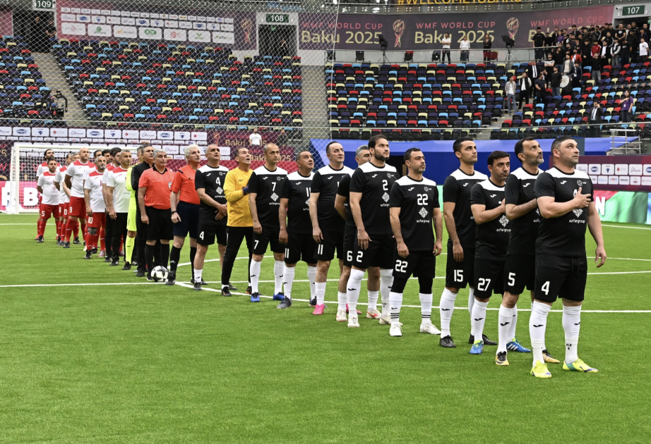 Bakıda ölkə futbolunun əfsanələri arasında matç keçirilib