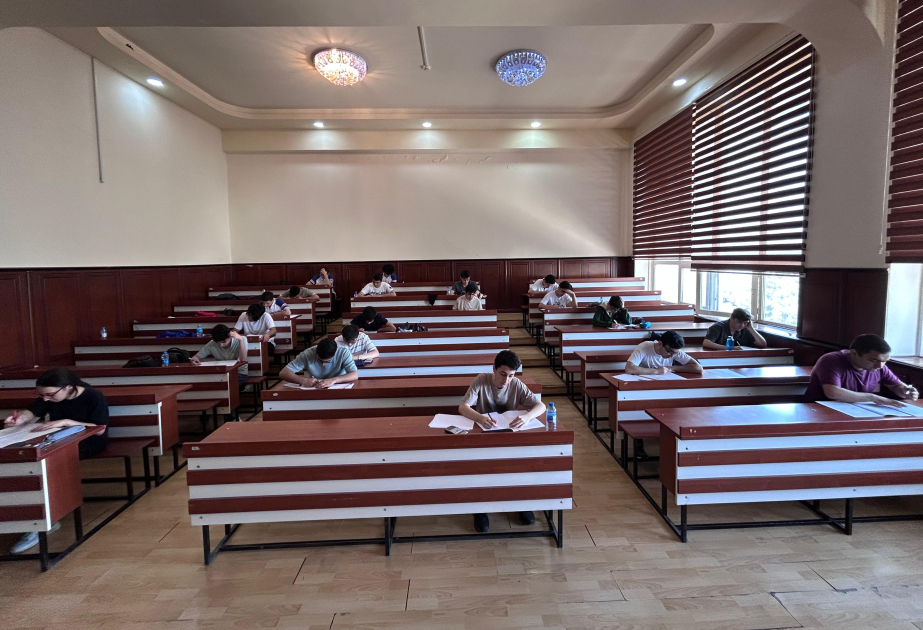 В БГУ прошел экзамен на XVIII Международную олимпиаду по астрономии и астрофизике