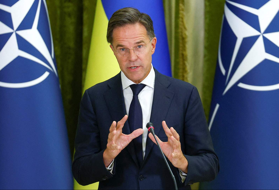 NATO-nun Baş katibi ABŞ və Rusiya liderləri arasında telefon danışığını müsbət qiymətləndirib