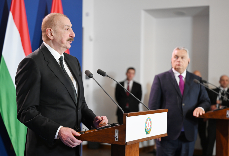 El Presidente de Azerbaiyán abordó el proceso de paz entre Armenia y Azerbaiyán en Budapest