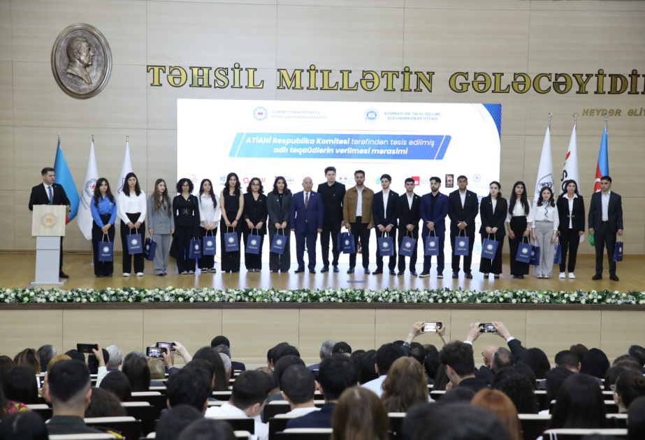Ulu Öndər Heydər Əliyevin 102-ci ildönümünə həsr olunan tədbirdə 308 tələbəyə “Adlı təqaüd” verilib
