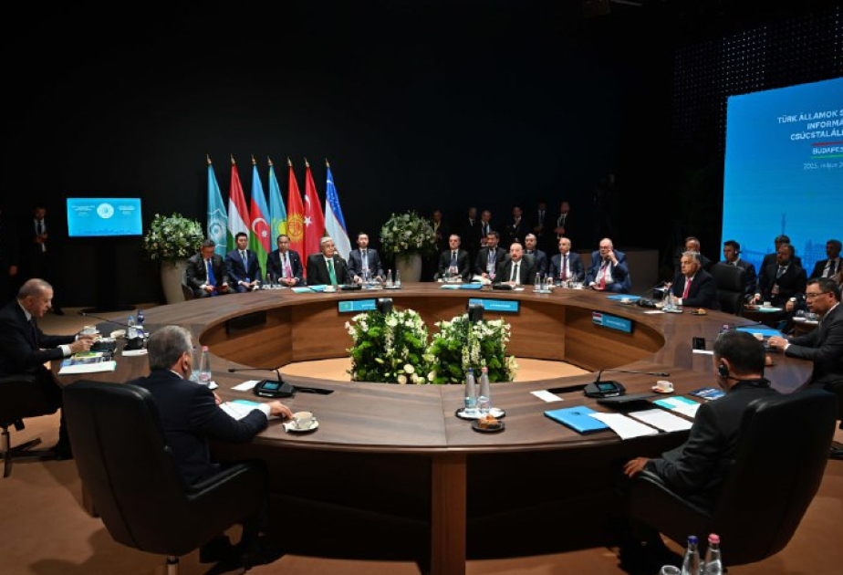Kassym-Jomart Tokayev expresó su gratitud a Ilham Aliyev por el apoyo en el aumento de las exportaciones de petróleo a Europa