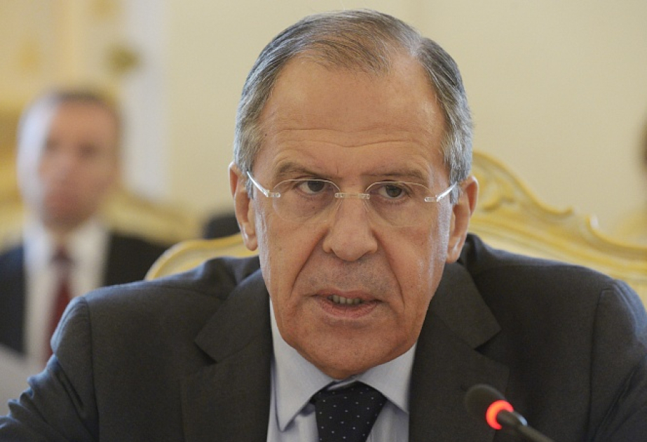 Serguéi Lavrov propone celebrar reuniones en formato "3+3" en Bakú y Ereván