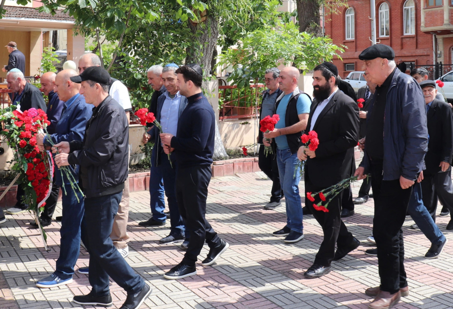 Qırmızı Qəsəbədə 26 İyar günü qeyd olunub