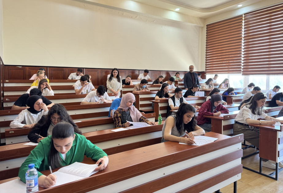 В БГУ состоялась олимпиада, посвященная 102-й годовщине со дня рождения общенационального лидера Гейдара Алиева