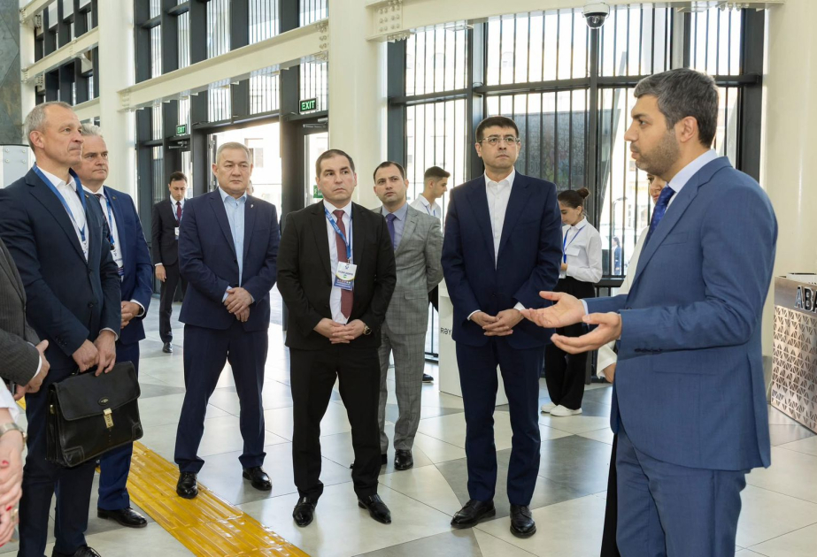 Xarici miqrasiya qurumlarının rəhbərləri “ASAN xidmət”də olublar