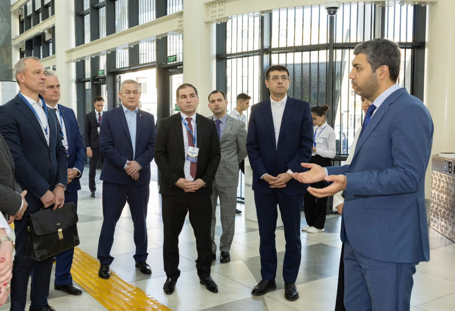 Los jefes de las estructuras de migración extranjera visitaron “ASAN xidmət”