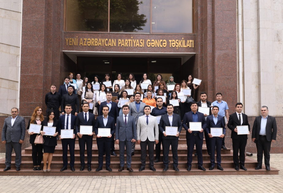 Gəncədə keçirilən “Heydər Əliyev məktəbi” layihəsi başa çatıb