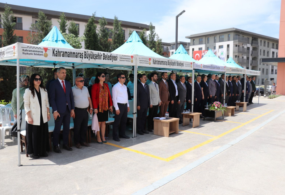 Kahramanmaraşdakı Heydər Əliyev adına məktəbdə Azərbaycan dövlətçiliyinin memarının xatirəsi ehtiramla yad edilib