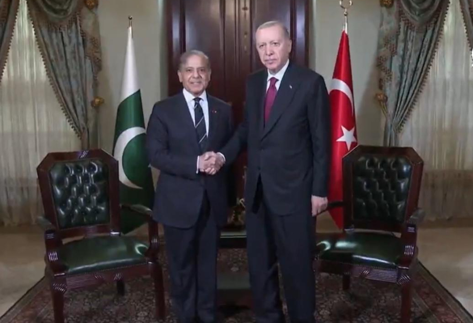 Pakistanın Baş naziri Türkiyədə səfərdədir
