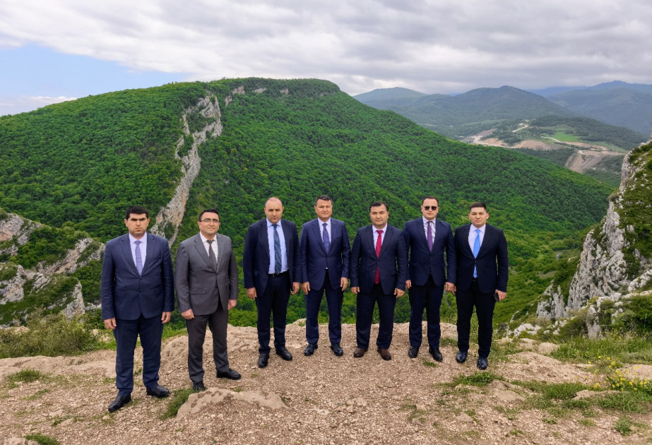 Özbəkistanın nümayəndə heyəti Qarabağa səfər edib