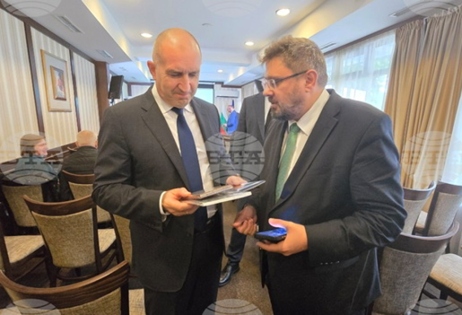 Президент Болгарии встретился с представителями болгарских СМИ из-за рубежа