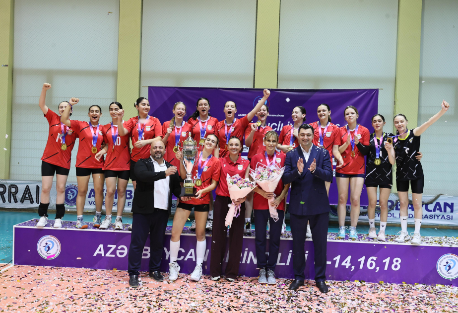 On səkkiz yaşadək voleybolçu qız və oğlanların Azərbaycan birinciliyində mükafatçılar müəyyənləşib