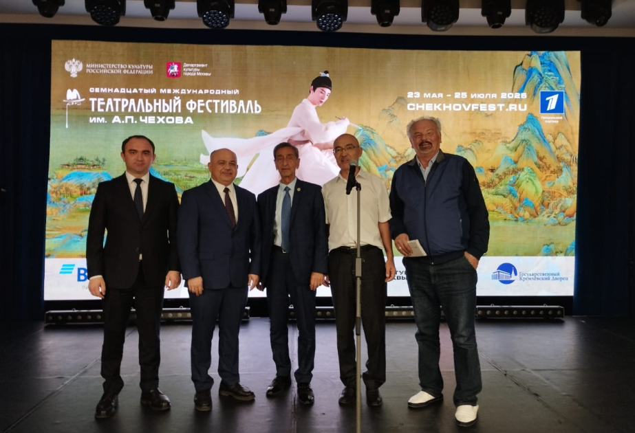 Azərbaycan nümayəndə heyəti Çexov adına Beynəlxalq Teatr Festivalında fəxri qonaq olub