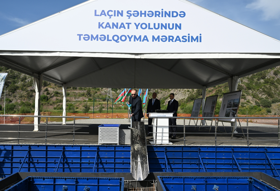 Präsident Ilham Aliyev legte Grundstein für Seilbahnlinie in Latschin VIDEO