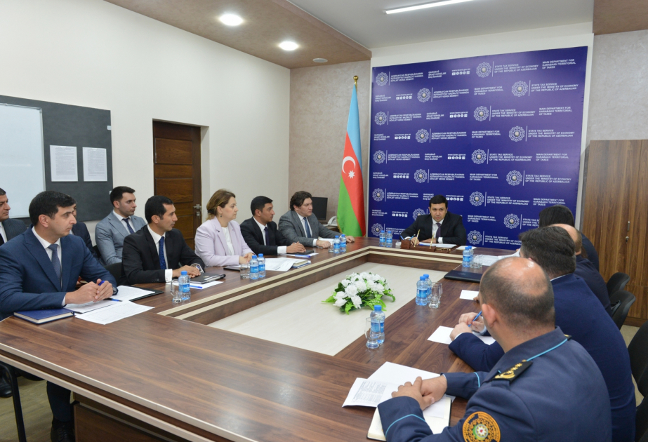 Dövlət Vergi Xidmətinin rəhbərliyi Xankəndidə görüşlər keçirib