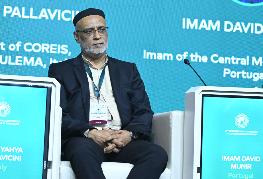 David Munir: Müsəlmanları cəmiyyətin təhlükəli elementi kimi göstərməyə çalışan siyasi qruplar var