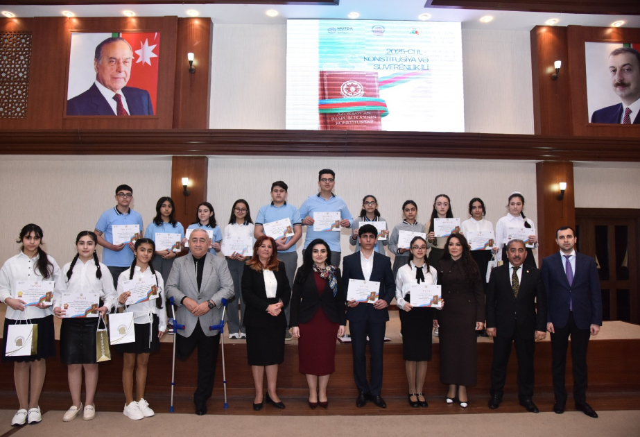 “Konstitusiya və Suverenlik İli” çərçivəsində esse müsabiqəsinə yekun vurulub
