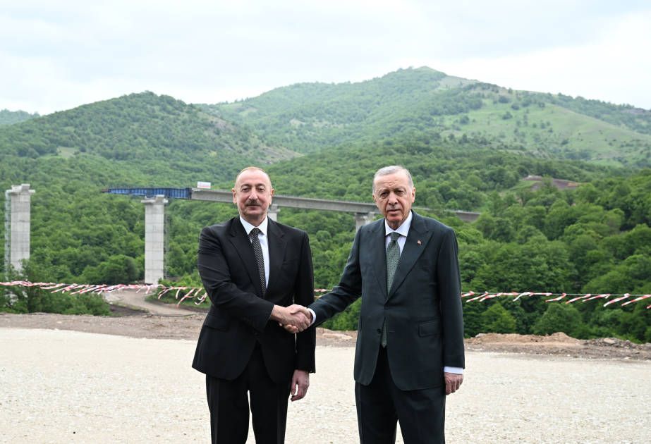 Presidents of Azerbaijan and Türkiye inspected progress on Kalbajar-Lachin highway construction VİDEO
