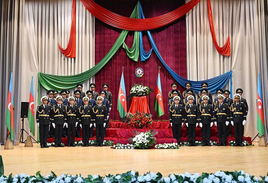 Müstəqillik Günü Azərbaycan Ordusunda yüksək təntənə ilə qeyd olunub