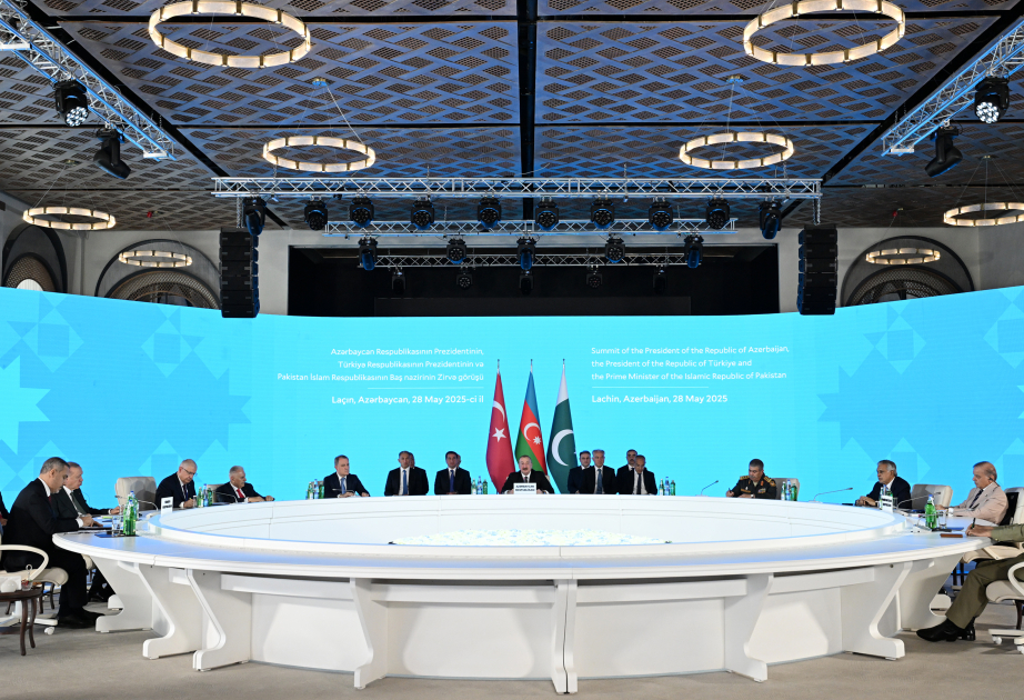 Le président azerbaïdjanais : « L’Azerbaïdjan a toujours été aux côtés de la Türkiye et du Pakistan, pays frères