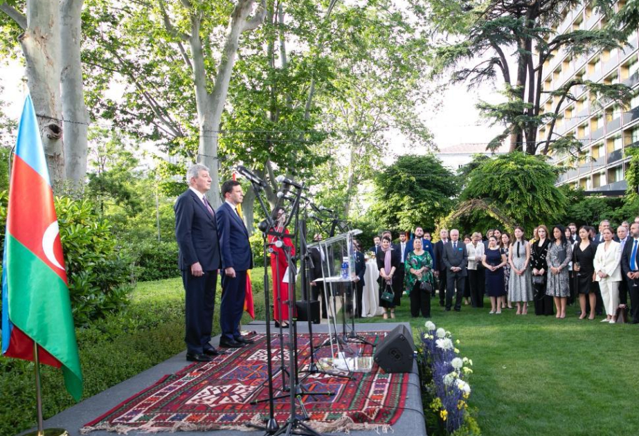 Se celebró solemnemente en Madrid el Día de la Independencia de la República de Azerbaiyán