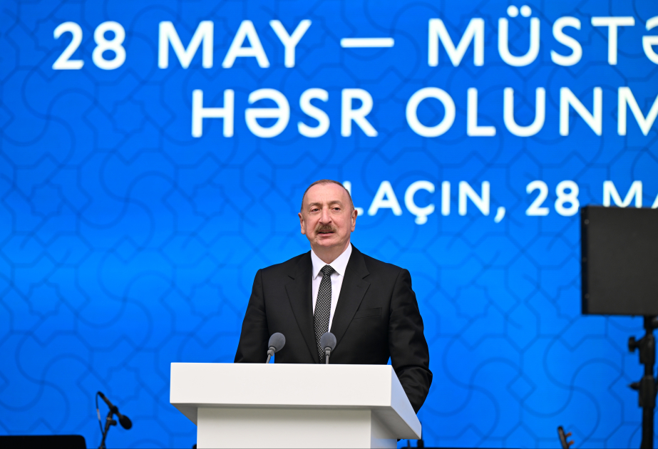 Presidente: "El establecimiento de la República Democrática de Azerbaiyán fue un gran acontecimiento histórico"
