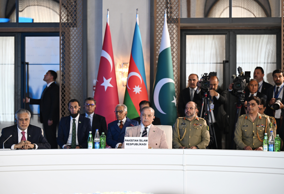 Premierminister: Pakistan hat großes Glück, auf aufrichtige Brüder wie die Türkei und Aserbaidschan zählen zu können