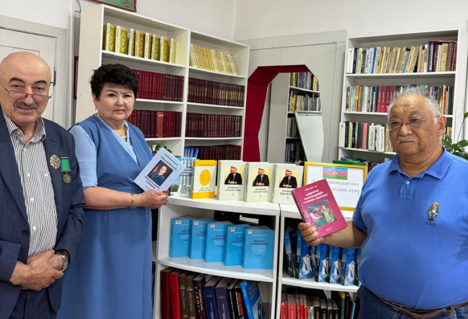 Bişkekdə Azərbaycanın Müstəqillik Günü münasibətilə kitab sərgisi təşkil edilib