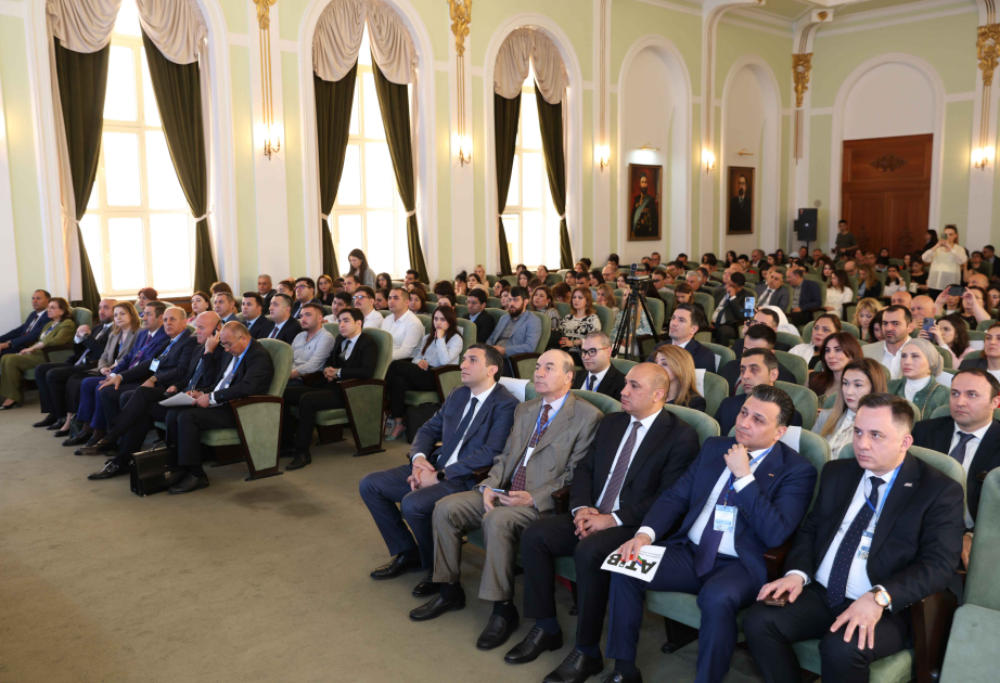 В UNEC состоялся I Международный форум университетов и работодателей