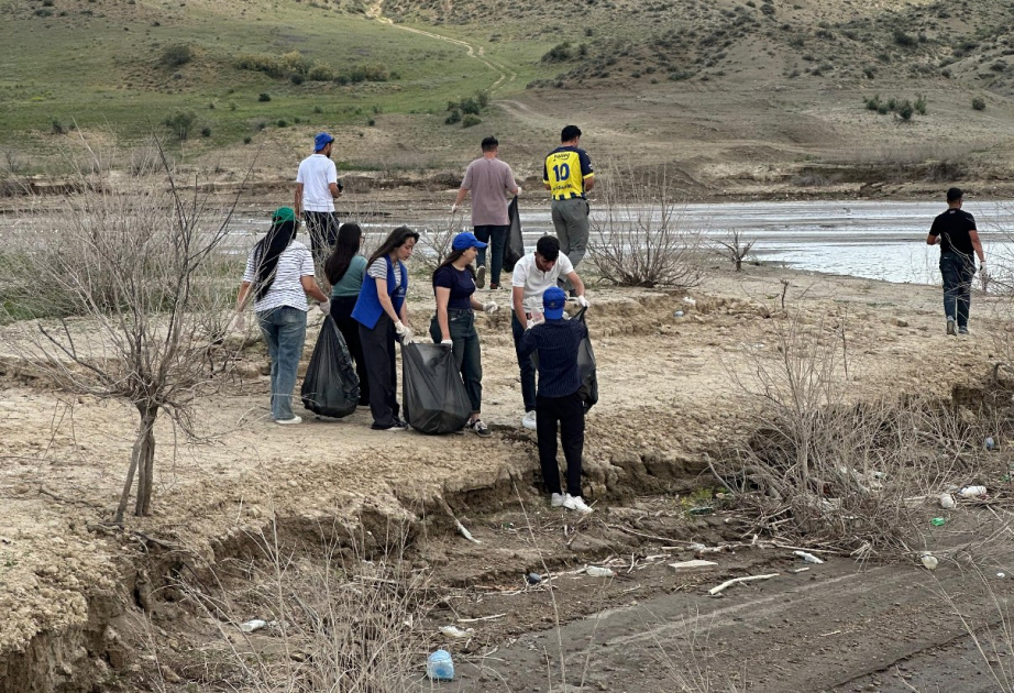 Reinigungsaktion rund um den Heydar-Aliyev-Stausee in Nachitschewan durchgeführt
