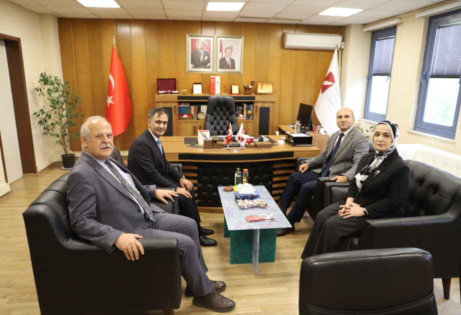 İlahiyyat İnstitutunun nümayəndə heyəti Türkiyənin bir sıra universitetlərində görüşlər keçirib