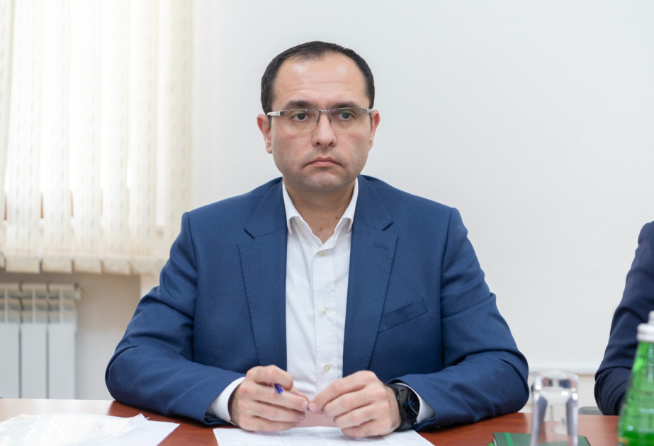 Kənd təsərrüfatı naziri İsmayıllıda vətəndaşları qəbul edib