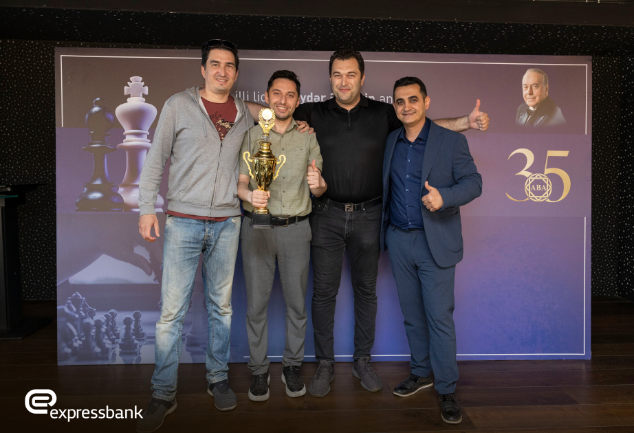 ®  “Expressbank” ilk 3-lüyə daxil olub!