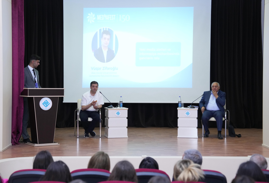 В рамках «МЕДИАФЕСТ-2025» исследователи медиа встретились с преподавателями и студентами НГУ