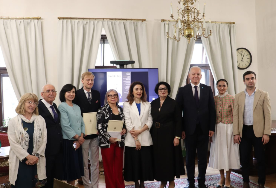 Türk Akademiyası Sadıq bəy Ağabəyzadənin elmi irsini təqdim edir