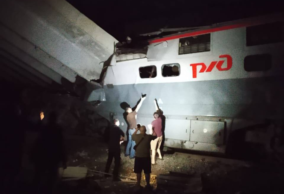 Rusiyanın Bryansk vilayətində körpünün uçması nəticəsində yeddi nəfər ölüb, onlarla insan xəsarət alıb