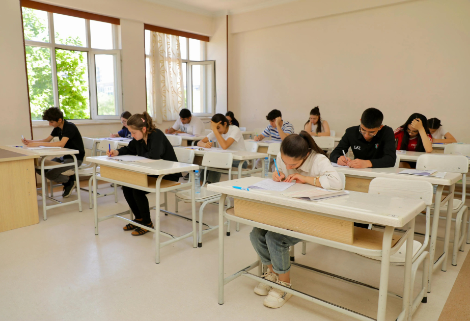 Dövlət İmtahan Mərkəzi I və IV ixtisas qrupları üzrə qəbul imtahanı keçirib