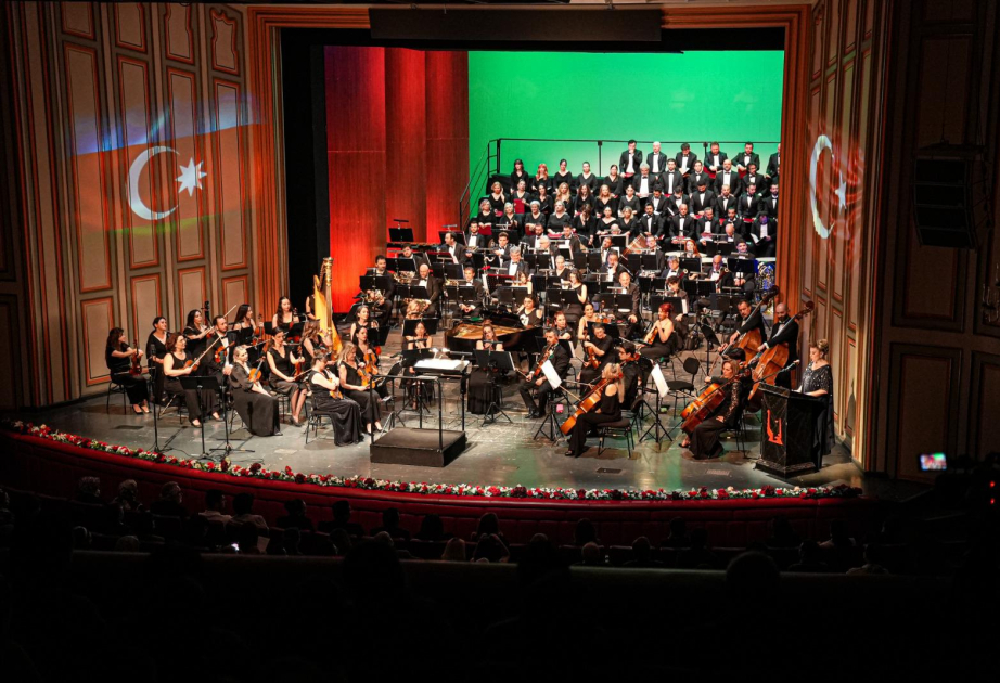 Ankarada Üzeyir Hacıbəylinin 140 illiyi münasibətilə konsert keçirilib