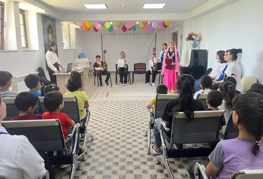 Şəkidəki Uşaq evi sosial xidmət müəssisəsində ədəbi-bədii proqram nümayiş olunub